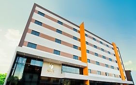 Megal suites hotel